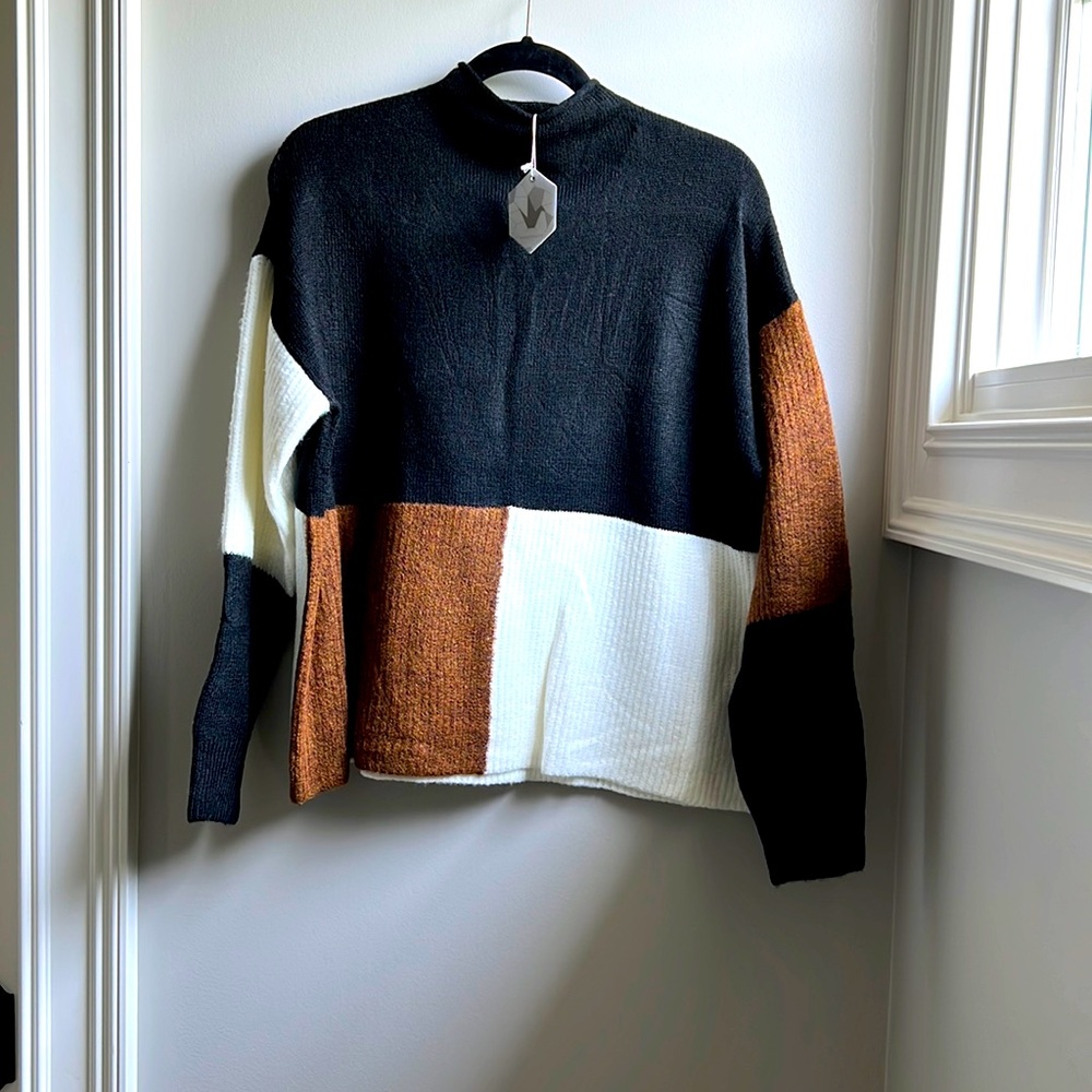 VICI BRAND NEW with tags!! Color Block sweater size L